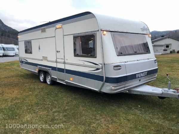 Caravane, Camping