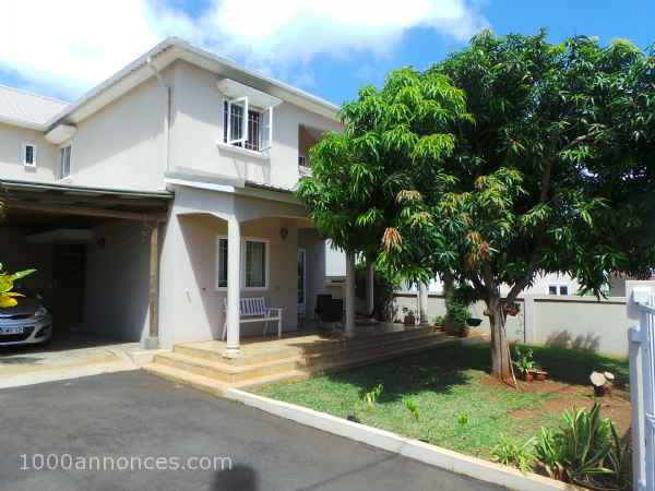A Albion, a louer long terme, villa 5 chambre