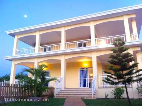 A louer long terme, une spacieuse villa 